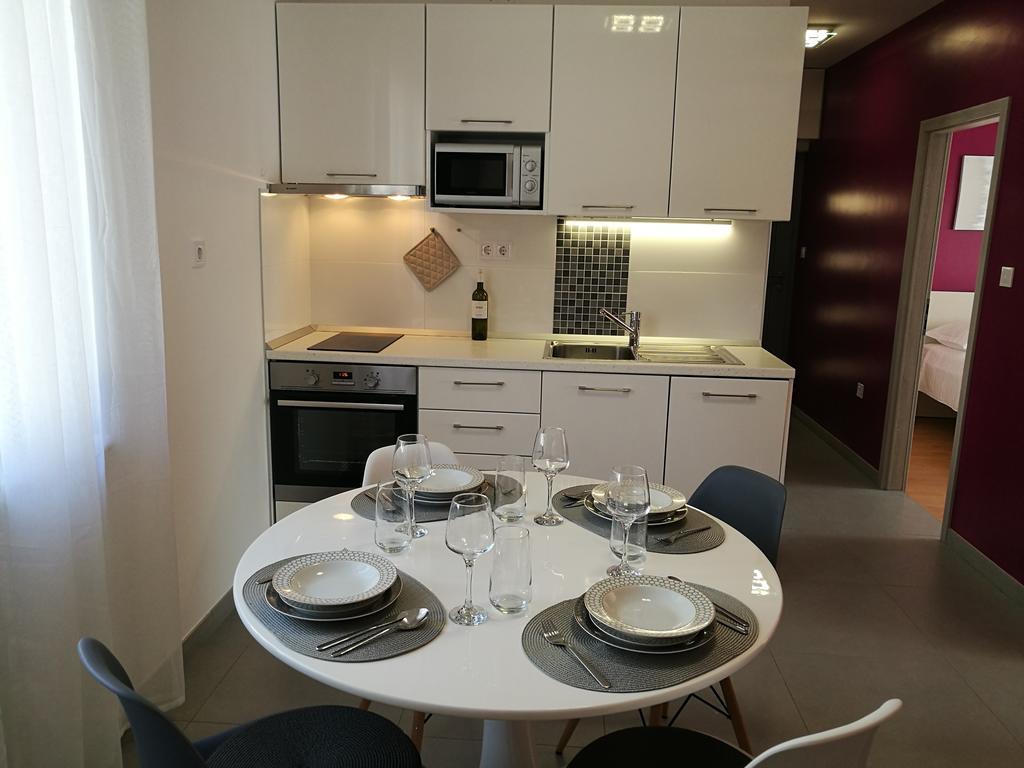 Apartments Benika Μπολ Εξωτερικό φωτογραφία