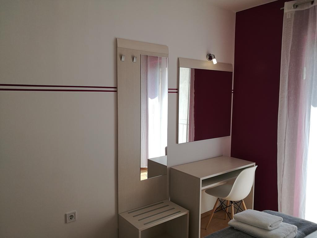Apartments Benika Μπολ Εξωτερικό φωτογραφία